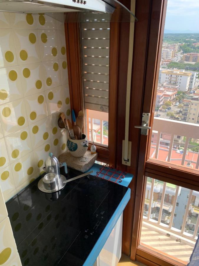 Little House Apartment Nettuno Bagian luar foto